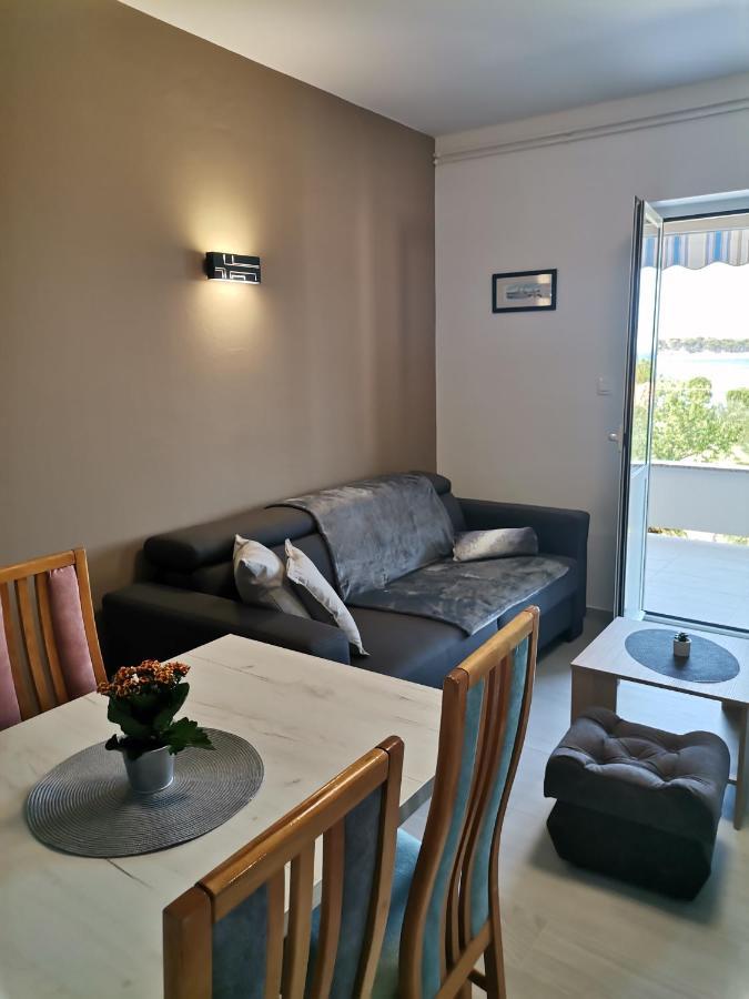 Apartments Vesela Banjol Ngoại thất bức ảnh